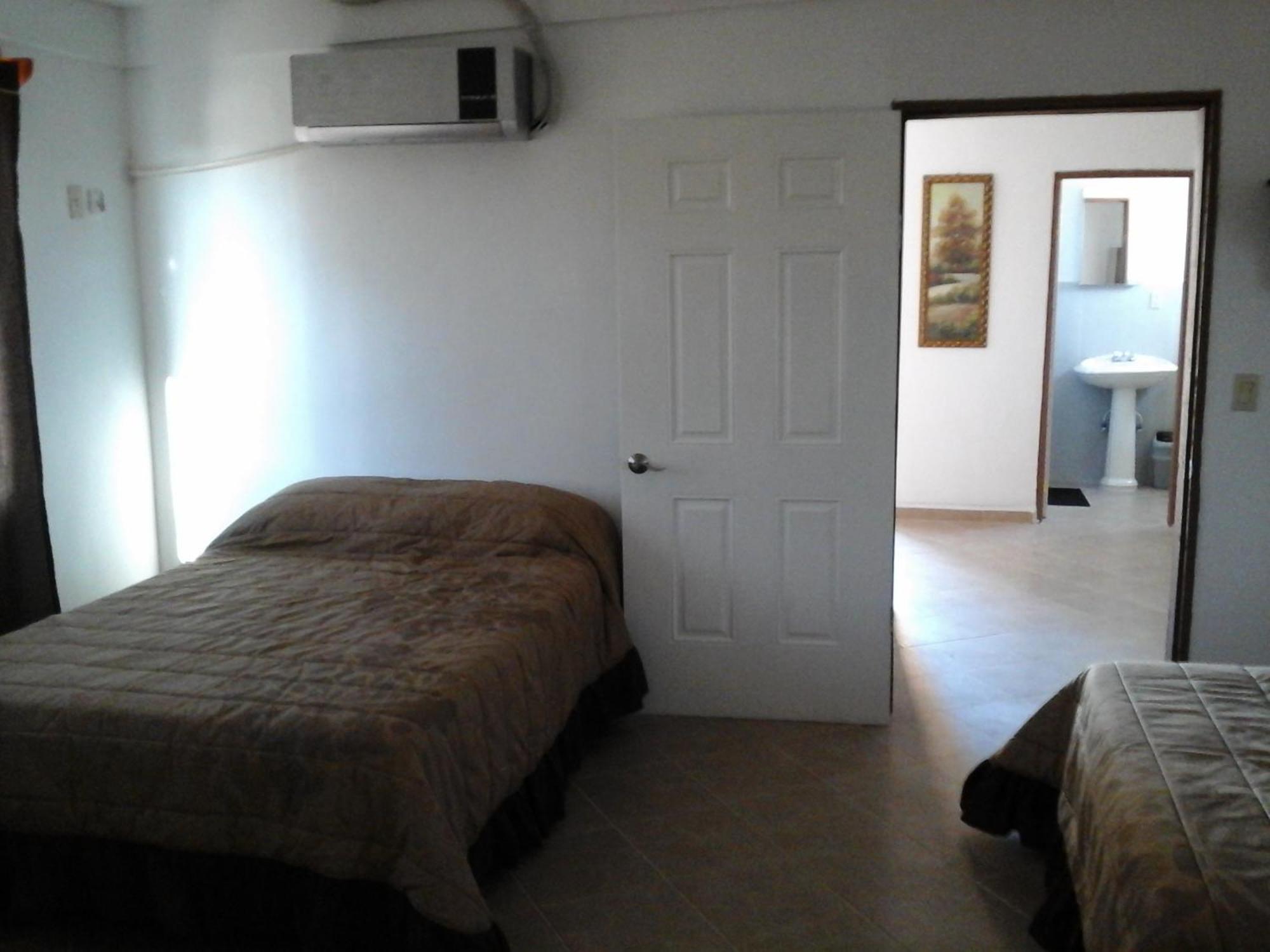 Whale Hill Aparthotel Puerto Penasco Bilik gambar