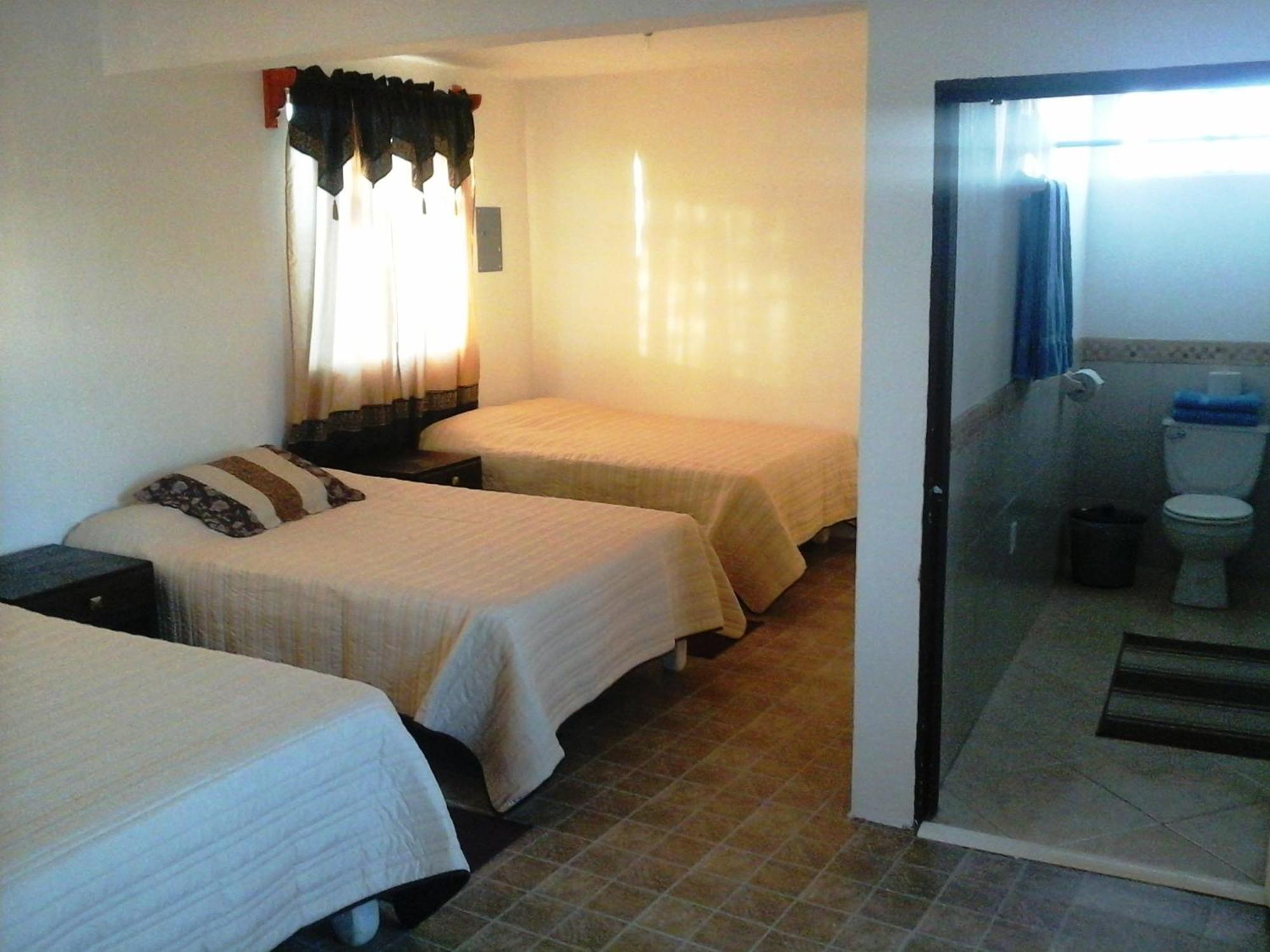 Whale Hill Aparthotel Puerto Penasco Bilik gambar