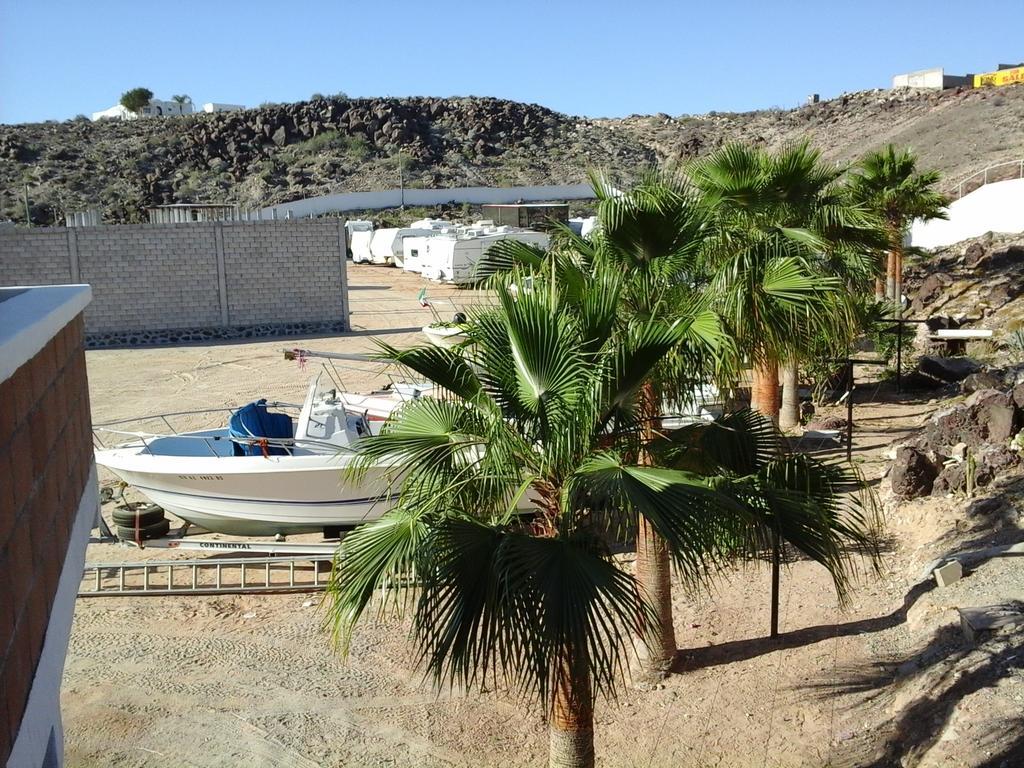 Whale Hill Aparthotel Puerto Penasco Bilik gambar