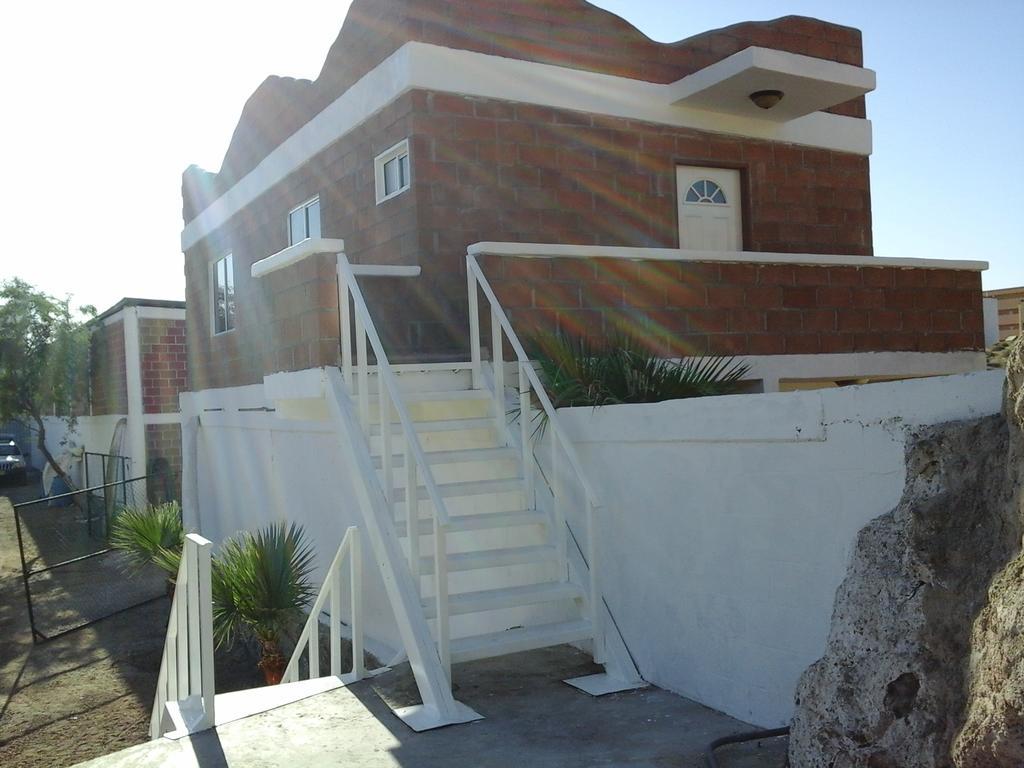 Whale Hill Aparthotel Puerto Penasco Bilik gambar