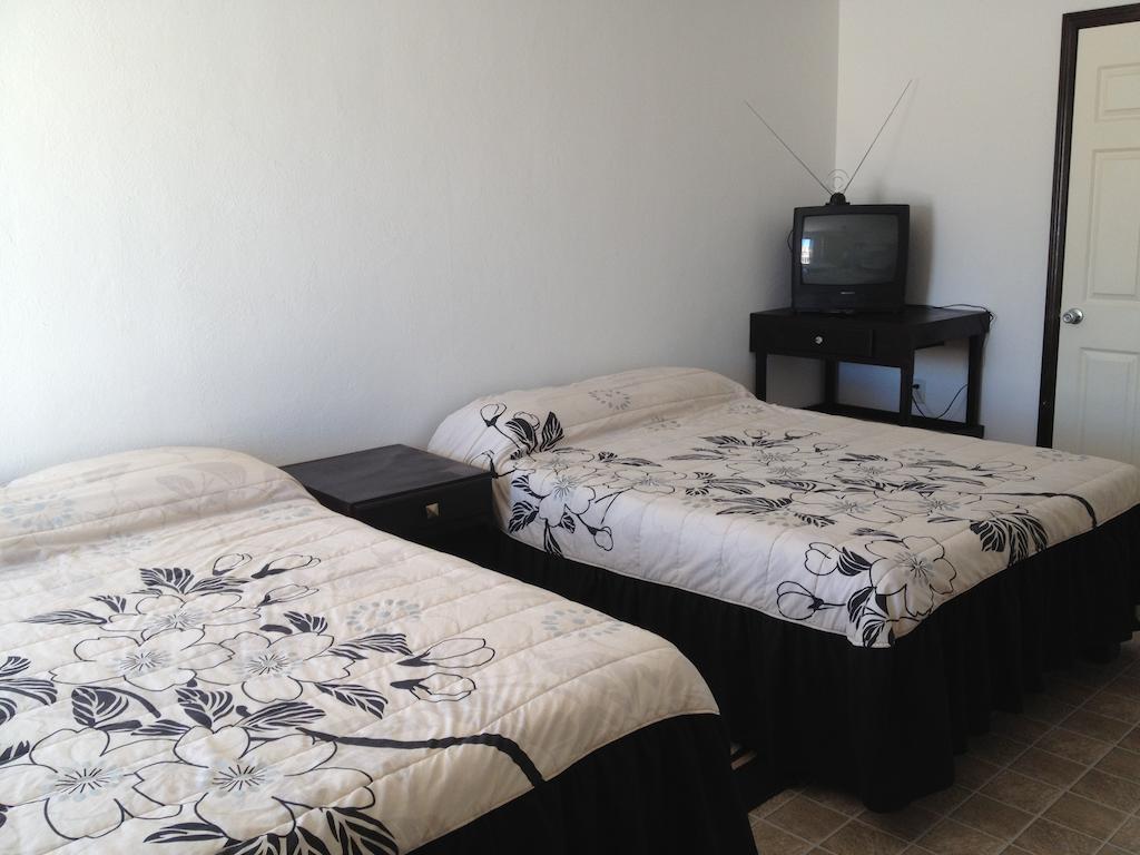 Whale Hill Aparthotel Puerto Penasco Bilik gambar