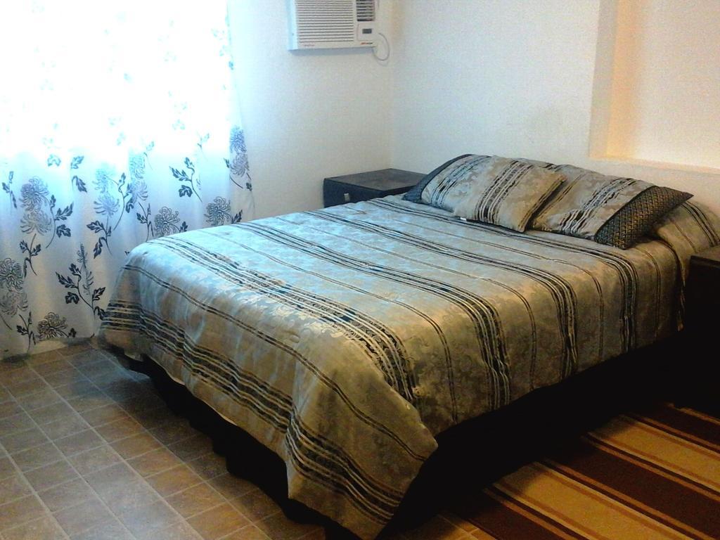 Whale Hill Aparthotel Puerto Penasco Bilik gambar